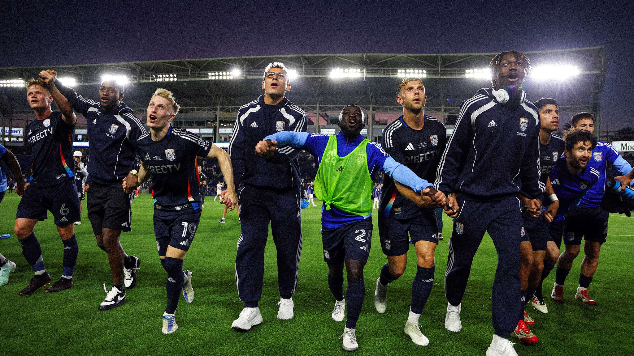 骑士队的整 骑士队的整